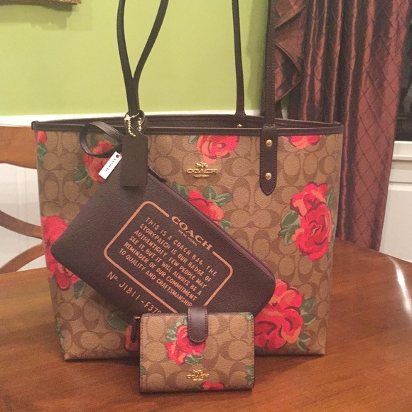 Coach Handbags - 💥💥💥 SET Coach reversible tote pouch & wallet